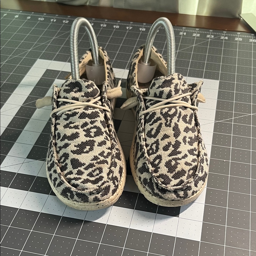 Hey Dude Wendy Cheetah grey Womens Moccasins